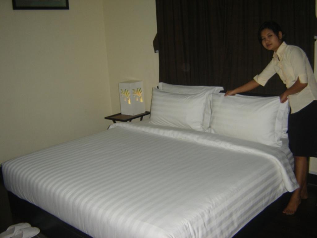 Garden Home Bed And Breakfast Yangon Exterior photo